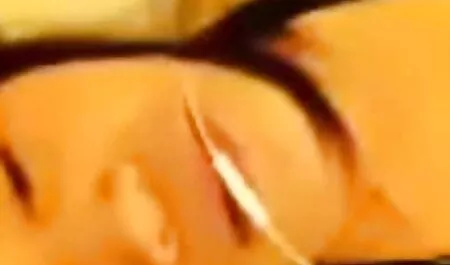 Učenje ljubavi nizozemskog porno in video milf