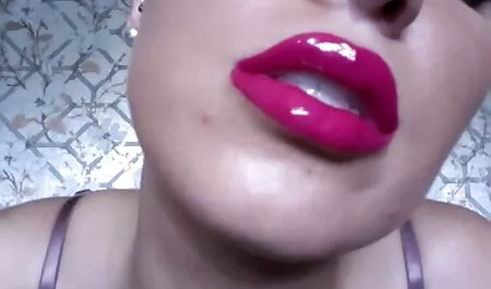 Mega boobs m sofia gucci filme porno