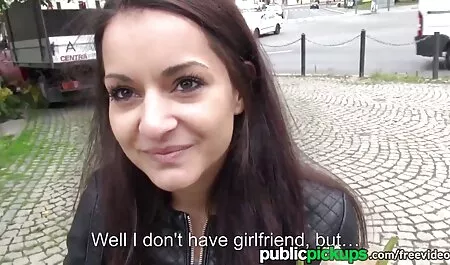 Aripsa filme porno striptease postaje teško