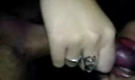 Vruća shemale narudžba porno films on line u troje