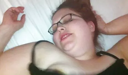 Prekrasna milf all movies porno Gina želi teški seks