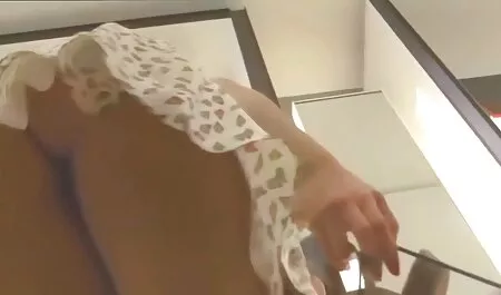 Aika dobiva igračke kako bi razbila svoju potrebnu sex porno movies xxx azijsku rupu