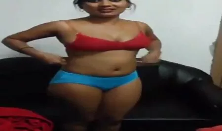 Vruće plavokose golo rublje u potpeticama s čarapama do filma porno gratis gaćica maca igraju