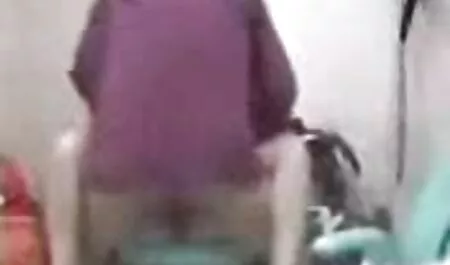 Ručna čokolada ružičaste čokolade s vibratorom od films porn xxx metka
