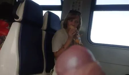 Dvije porno movie djevojke istražuju se jedna u drugu