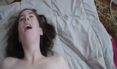 Gangbang fre porno clips kremasti komad novčića joj ostaje