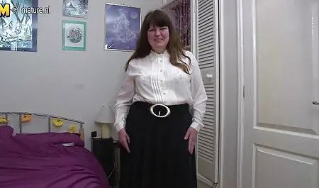 Delilah Strong dobiva jebeni fee porno hd guzicu
