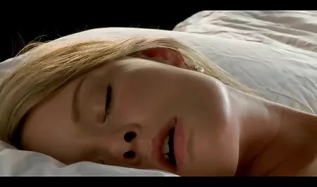 Dlakavi masaža i lizanje u porno film majka i sin orgijama