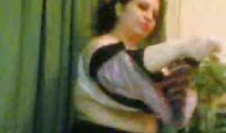 Šaka frer porno jebenog teen drolja upropastila macu dok ona vrišti