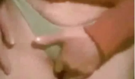 Seksi djevojka analno free porno 2000 plače